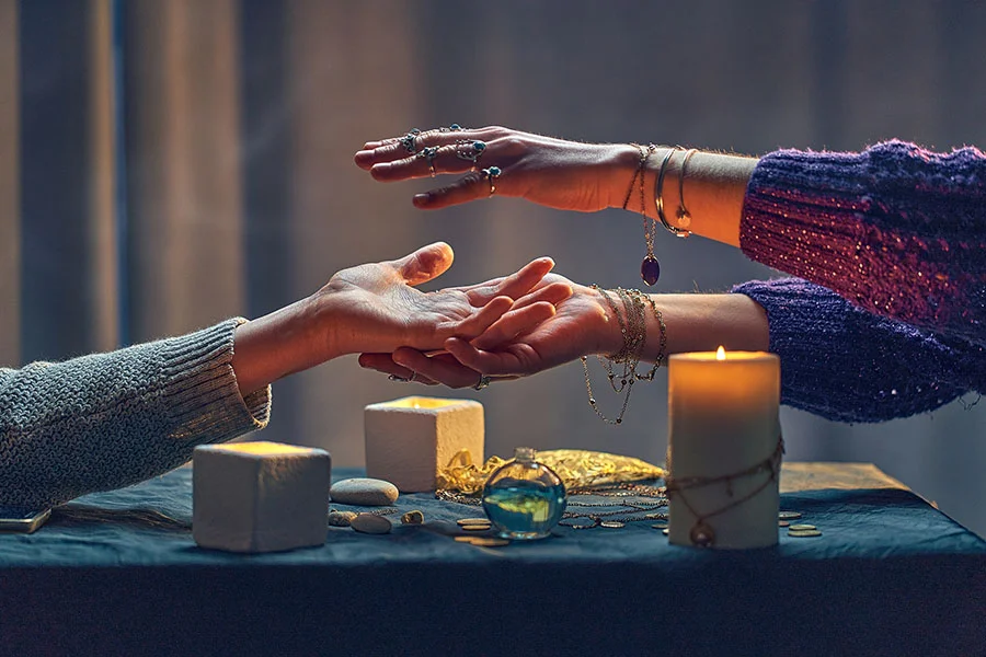 Professional Psychic in Corona, CA Your Reliable Psychic Readers in Corona, CA